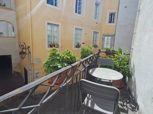 Appartement à  Chambéry (73000), 3 pièces
