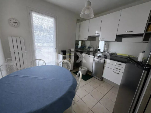 Appartement à  Aix-les-Bains (73100), 3 pièces