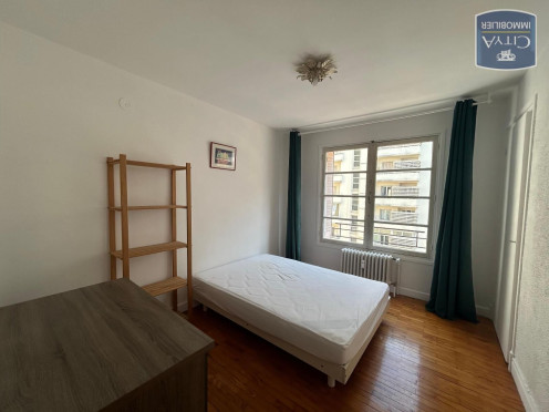 Appartement à  Chambéry (73000), 2 pièces