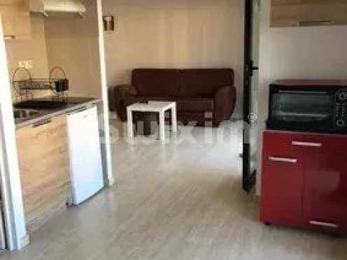 Appartement à  Aix-les-Bains (73100), 1 pièces