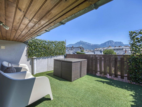 Appartement à  Chambéry (73000), 7 pièces