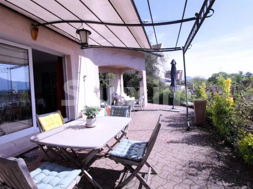 Maison à  Aix-les-Bains (73100), 6 pièces
