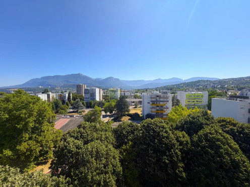 Appartement à  Chambéry (73000), 5 pièces
