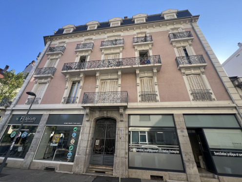 Appartement à  Chambéry (73000), 2 pièces