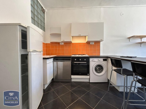 Appartement à  Chambéry (73000), 2 pièces