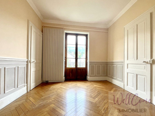 Appartement à  Aix-les-Bains (73100), 3 pièces