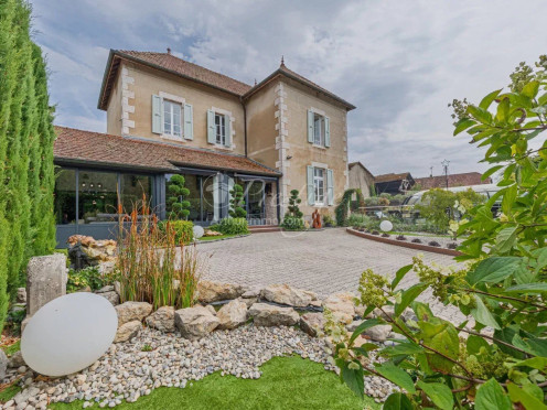 Maison à  Belley (01300), 6 pièces