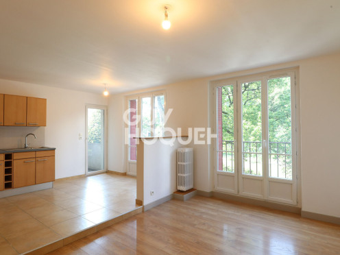 Appartement à  Chambéry (73000), 3 pièces