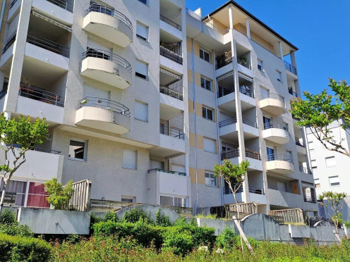 Appartement à  Chambéry (73000), 3 pièces