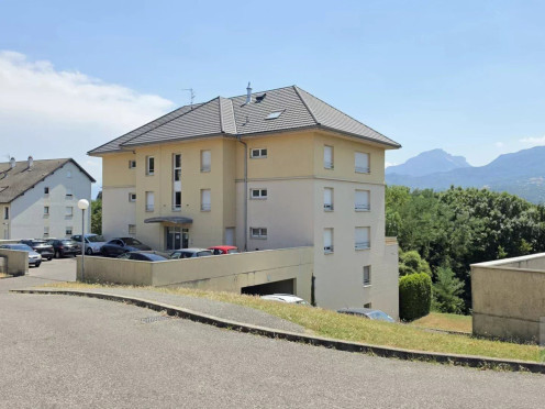 Appartement à  Chambéry (73000), 3 pièces