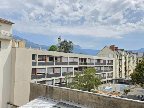 Appartement à  Chambéry (73000), 4 pièces