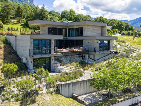 Villa à  Saint-Alban-Leysse (73230), 4 pièces