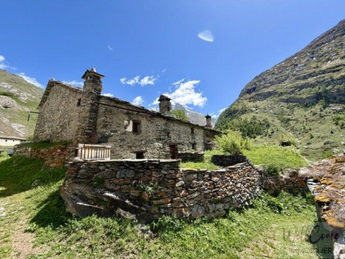 Maison à  Bessans (73480), 5 pièces