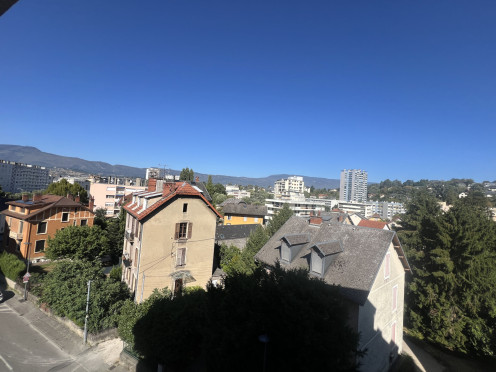 Appartement à  Chambéry (73000), 4 pièces