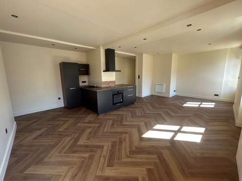 Appartement à  Aix-les-Bains (73100), 3 pièces