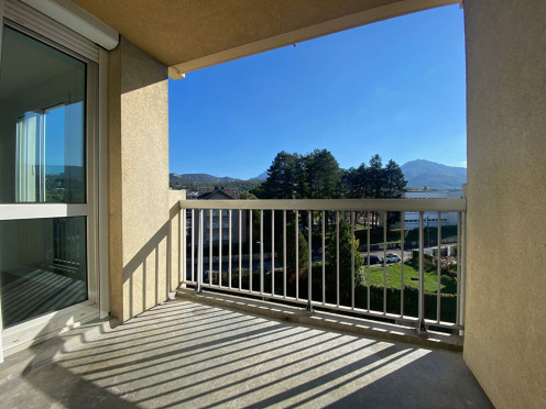 Appartement à  Chambéry (73000), 2 pièces