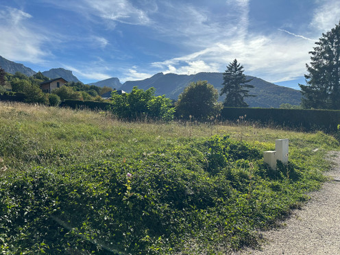 Terrain à  Montagnole (73000),  pièces
