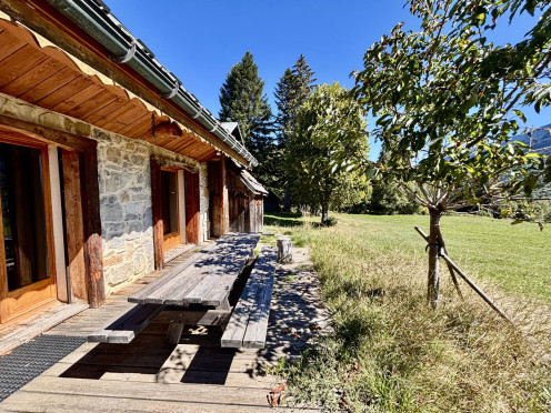 Maison à Les Déserts (73230), 7 pièces