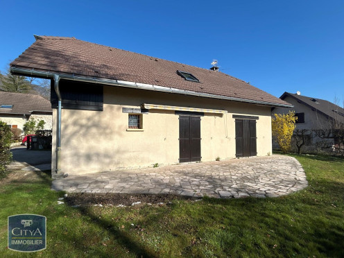 Maison à La Motte-Servolex (73290), 6 pièces