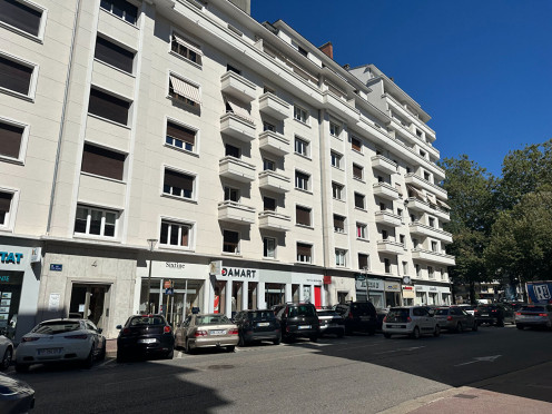 Appartement à  Chambéry (73000), 3 pièces