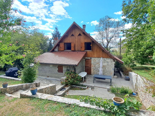 Maison à  Attignat-Oncin (73610), 9 pièces
