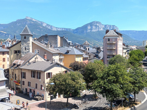 Appartement à  Chambéry (73000), 2 pièces