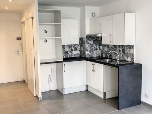 Appartement à  Aix-les-Bains (73100), 1 pièces