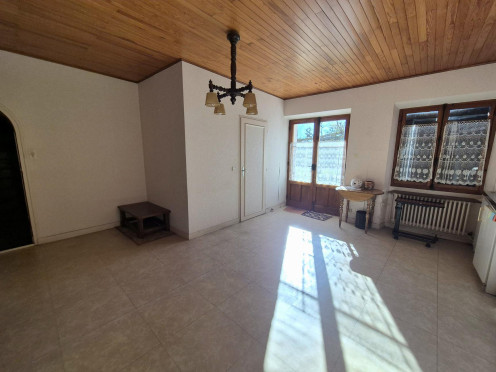 Maison de village à  Barberaz (73000), 2 pièces