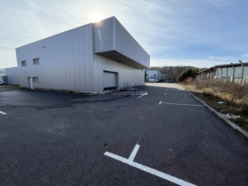 Entrepôt à  Épagny (74330), 10 pièces