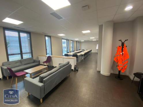 Bureau à  Chambéry (73000), 1 pièces