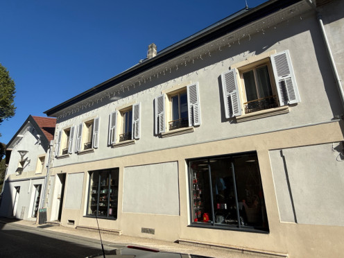 Immeuble à  Novalaise (73470),  pièces