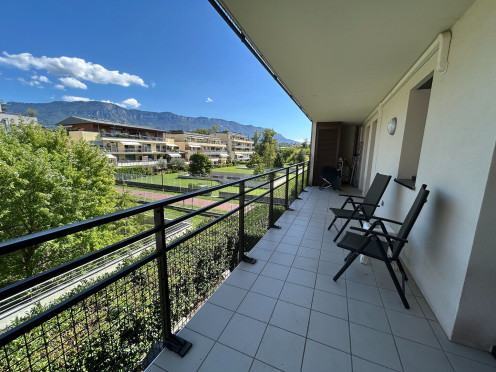 Appartement à  Aix-les-Bains (73100), 3 pièces