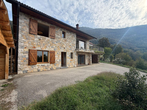 Maison à  Novalaise (73470), 6 pièces