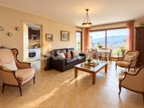 Appartement à  Aix-les-Bains (73100), 5 pièces