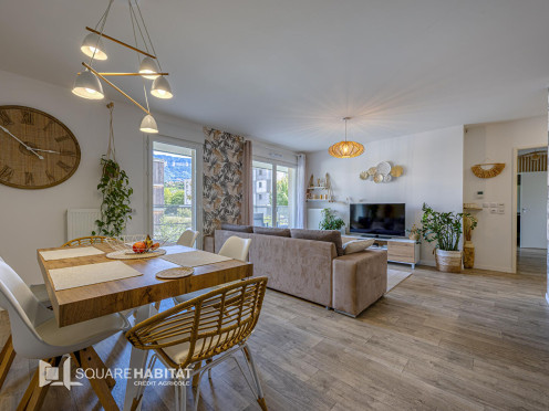 Appartement à  Aix-les-Bains (73100), 4 pièces