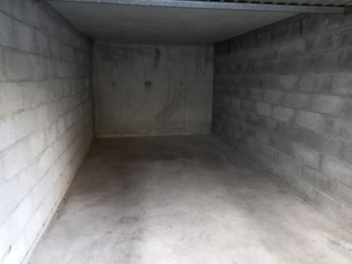 Parking à  Chambéry (73000),  pièces