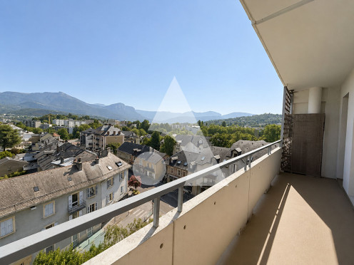 Appartement à  Cognin (73160), 3 pièces