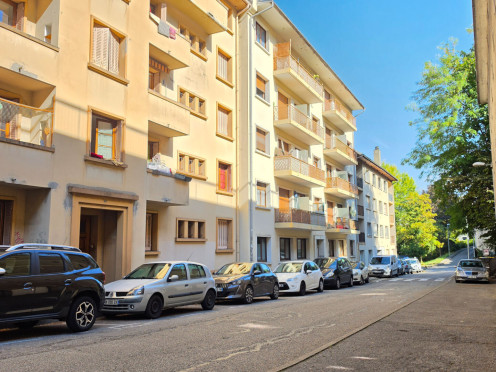 Appartement à  Chambéry (73000), 4 pièces
