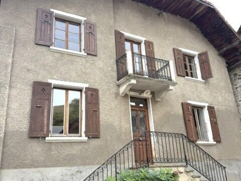 Maison de village à  Coise-Saint-Jean-Pied-Gauthier (73800), 5 pièces