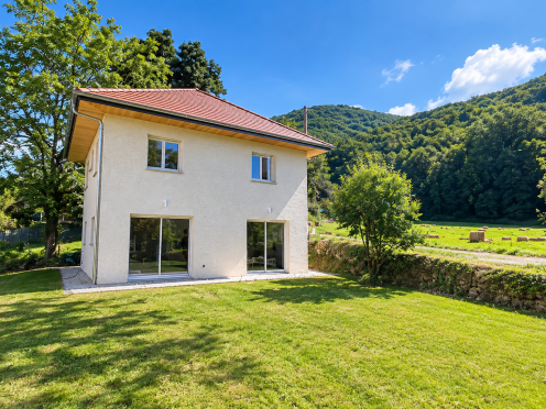 Maison à  Ruffieux (73310),  pièces