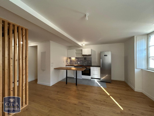Appartement à  Chambéry (73000), 3 pièces