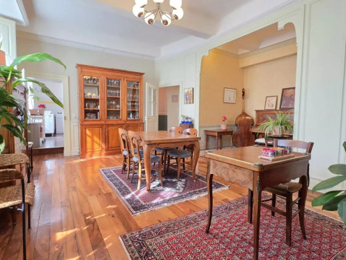 Appartement à  Chambéry (73000), 6 pièces