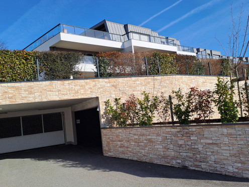 Parking à  Chambéry (73000), 1 pièces