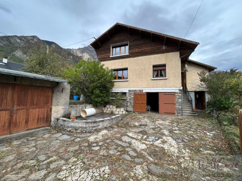 Maison à  Saint-Julien-Mont-Denis (73870), 4 pièces