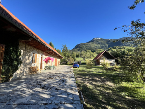Maison à  Montcel (73100), 4 pièces
