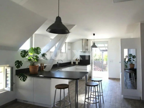 Appartement à  Aix-les-Bains (73100), 4 pièces