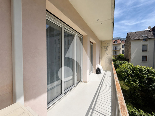 Appartement à  Aix-les-Bains (73100), 3 pièces