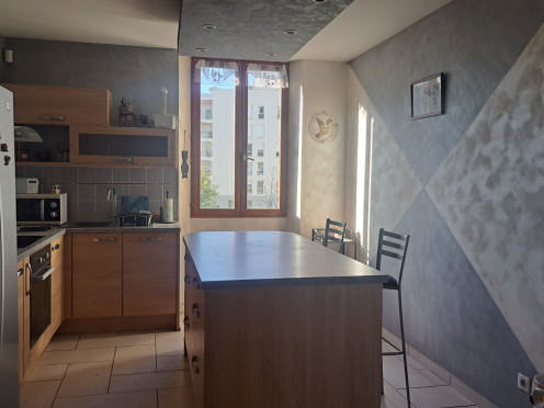 Appartement à  Montmélian (73800), 3 pièces