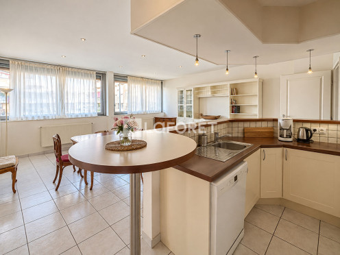 Appartement à  Aix-les-Bains (73100), 4 pièces