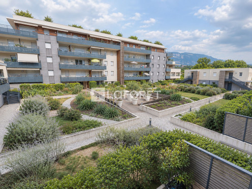 Appartement à  Aix-les-Bains (73100), 3 pièces